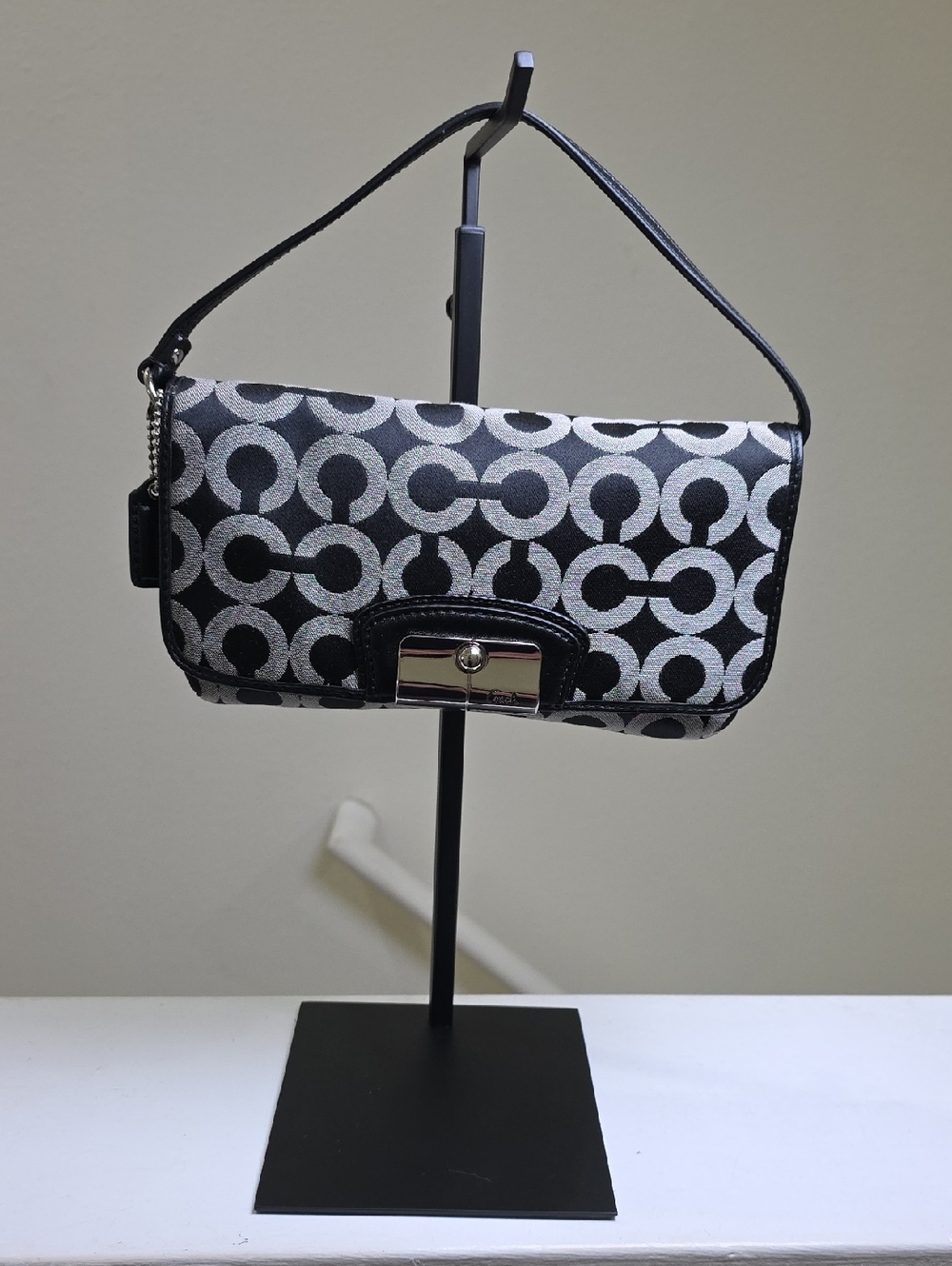COACH Kristin OP Art Large Signature Print Wristlet/MiniBag Grey/Black New - Picture 11 of 12